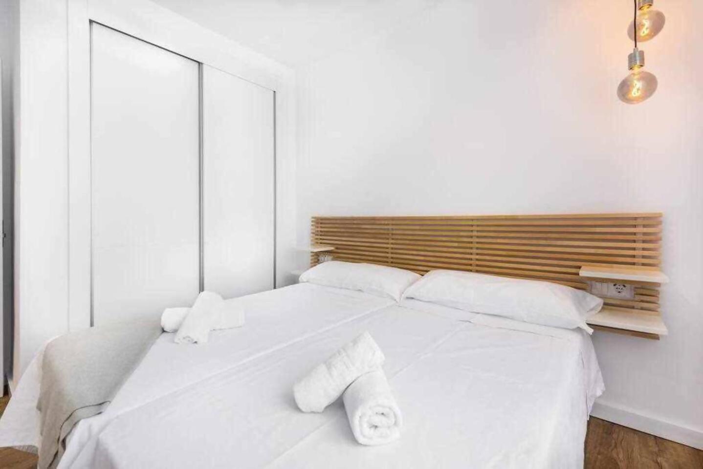 Precioso Apartamento En El Centro De Nerja Luaran gambar